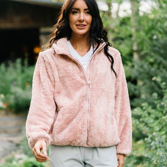 ZYIA Active Sherpa Block Zipper Jacket in Blush - Picture 1 of 7